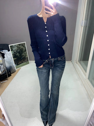 BETTY LOWRISE BOOTSCUT PANTS