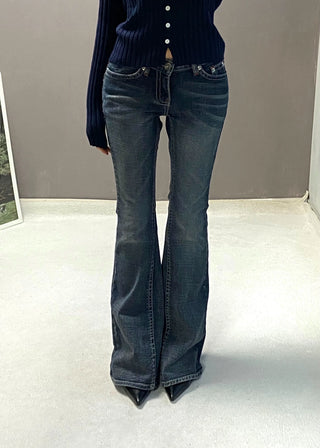 BETTY LOWRISE BOOTSCUT PANTS