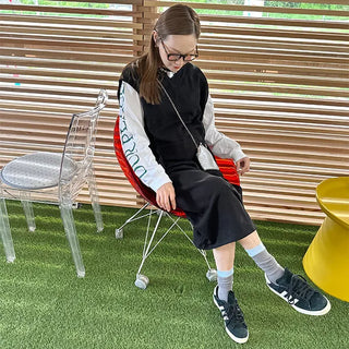 Color-blocked knee-high socks