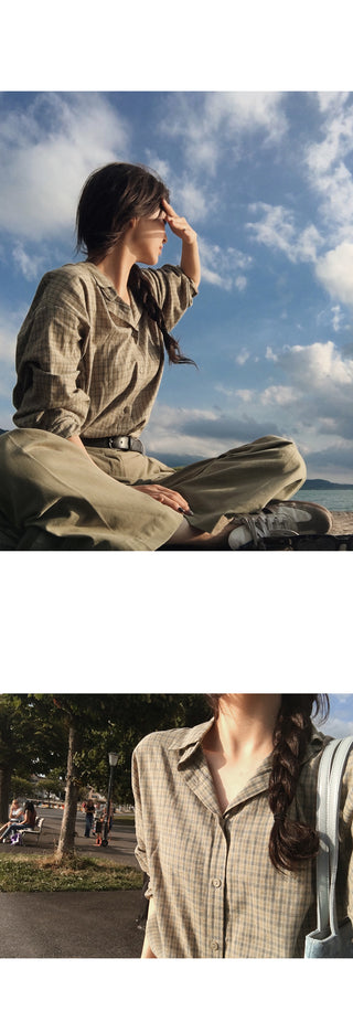 Wide cotton slacks with pleats