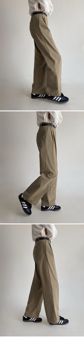 Wide cotton slacks with pleats