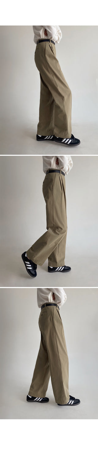 Wide cotton slacks with pleats