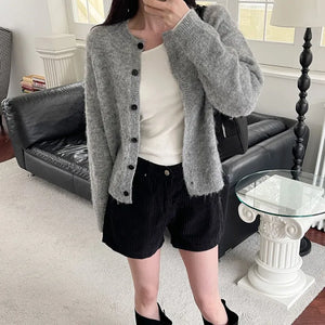 [Daily Look] Hairy Cardigan