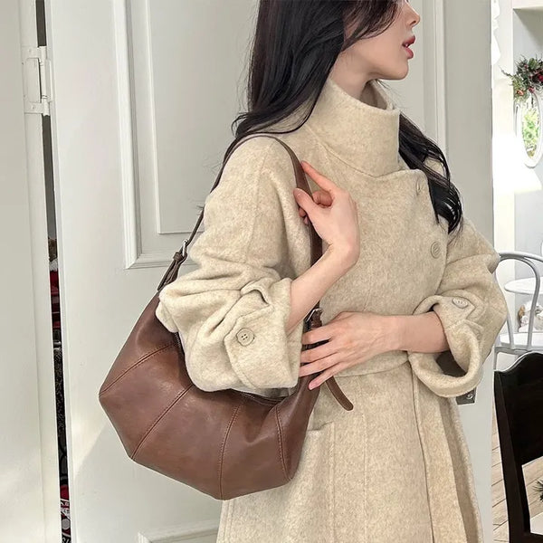 [Daily Bag] Croissant Shoulder Bag