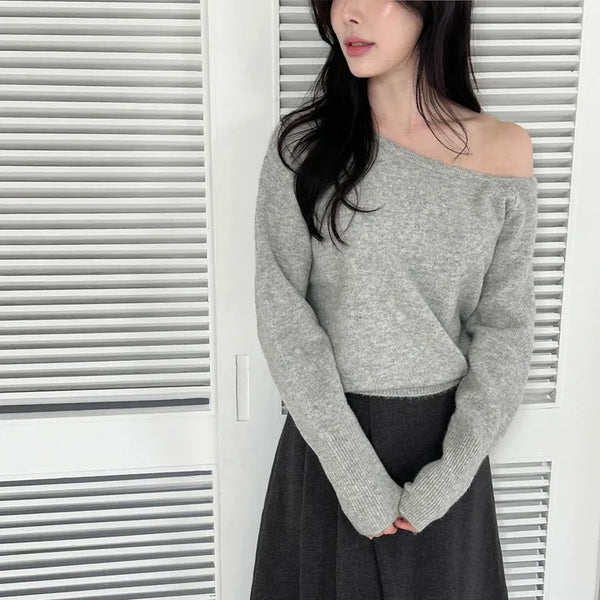 [Date Look] Wool Cashmere One-Shoulder Knit