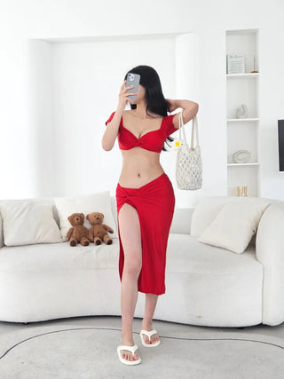Two-way off-shoulder short-sleeved three-piece skirt with red twisted bra top and bikini team resort swimsuit