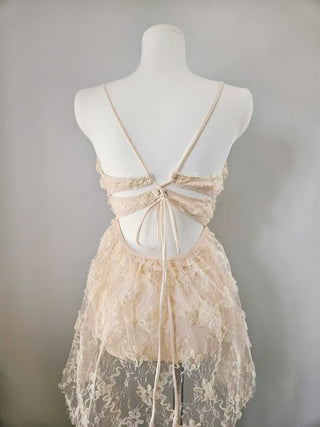 Lace one-piece swimsuit in beige with a backless high waist and strappy straps