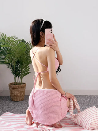 Pastel backless two-piece knit skirt and two-piece bikini knit pink halterneck swimsuit