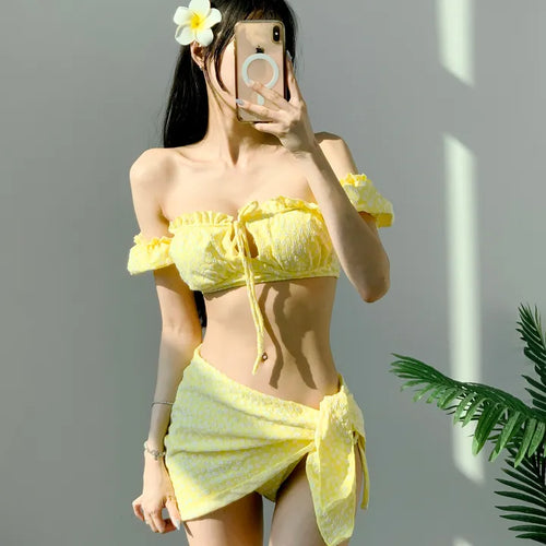 Short-sleeved off-shoulder bikini piece piece floral yellow ribbon swimsuit