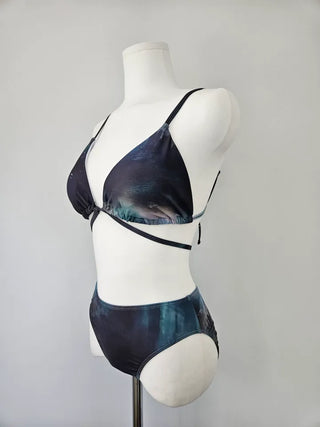 Gradient piece strap bikini resort look vacation look staycation string swimsuit