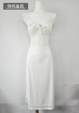 Resort long one-piece dress in wine ivory  sleeveless nasi string ribbon A-line