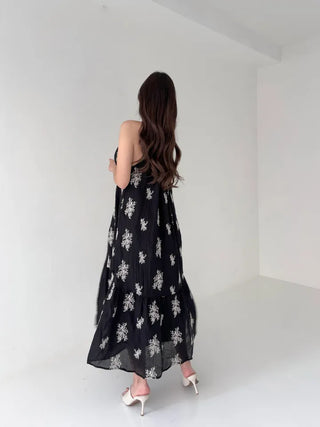 Resort long one-piece black sleeveless strapless wrinkle-free beach dress