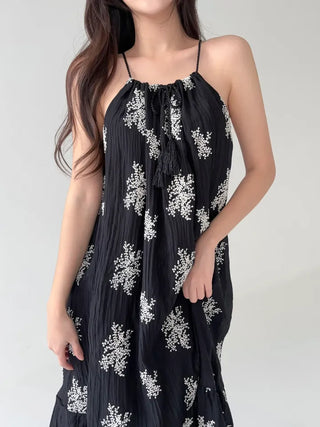 Resort long one-piece black sleeveless strapless wrinkle-free beach dress