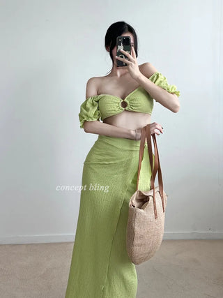 piece off-shoulder swimsuit / color green black and white cover-up off-shoulder short-sleeved bikini