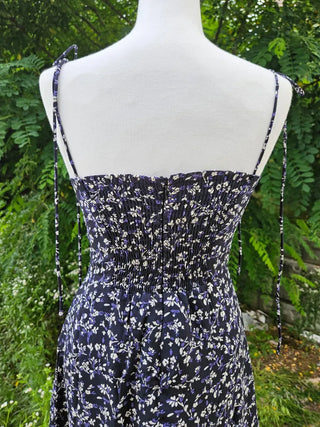 Slim tight sleeveless strappy tube top flower pattern chiffon one-piece dress.