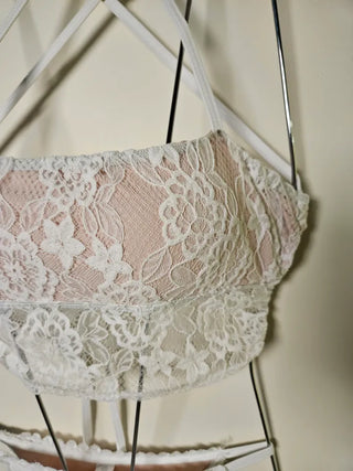 🌹Ivory Black color lace skin lining strap frill skirt halter neck piece sexy feminine bikini set