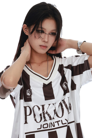 contrast sports tee