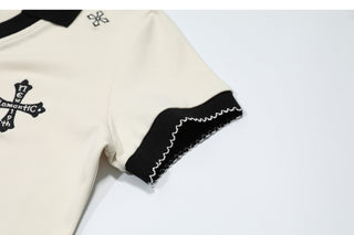 contrast v-neck