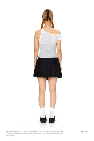 contrast pleated skirt