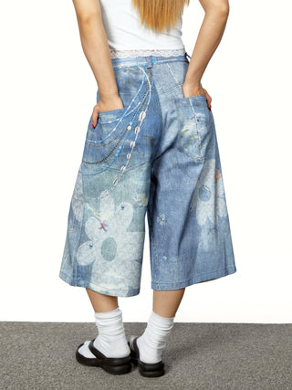 chain print shorts