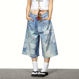 chain print shorts