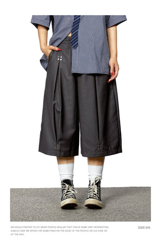 rivet cropped pants