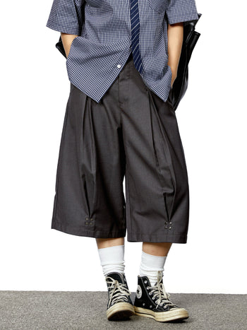 rivet cropped pants