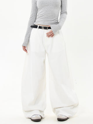 white machete jeans