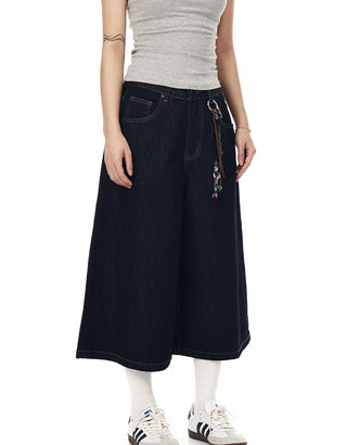 washed denim shorts