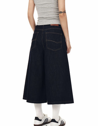 washed denim shorts