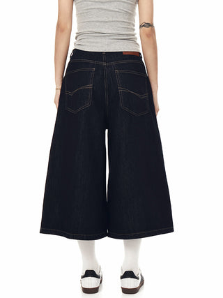 washed denim shorts