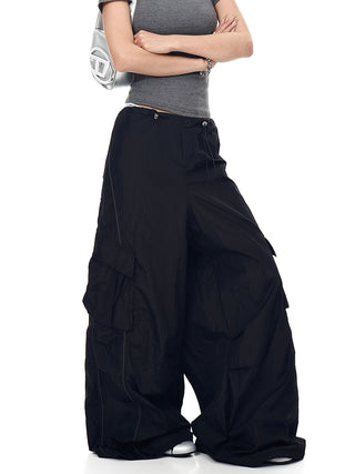 multi-pocket paratrooper pants