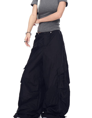 multi-pocket paratrooper pants