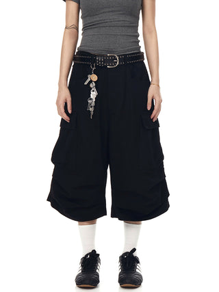multi-pocket shorts