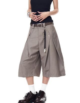 pleated cropped trousers