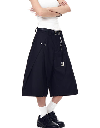 pleated cropped trousers