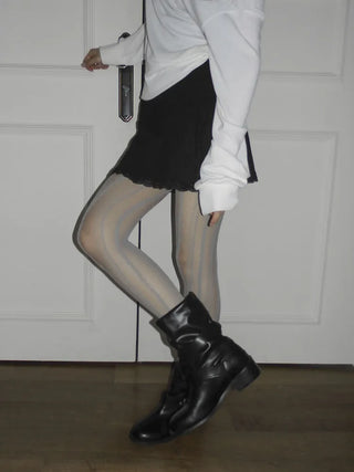 Diverso Line Vertical Pattern Mesh Tucked-Along Pantyhose