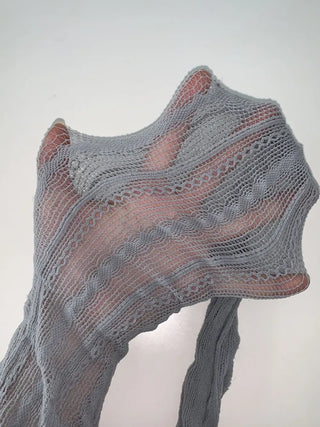 Diverso Line Vertical Pattern Mesh Tucked-Along Pantyhose