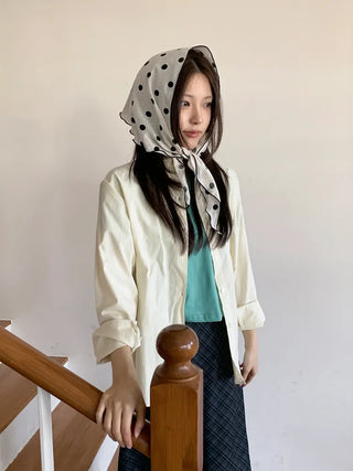 Motte Spot Dot Pattern Ruffle Triangle Scarf