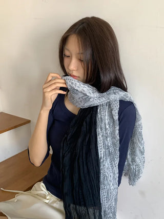 Paisley Half Pattern Wrinkle Long Scarf