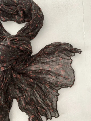 Fore Flower Pattern Wrinkle Long Scarf