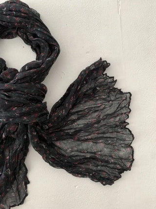 Fore Flower Pattern Wrinkle Long Scarf