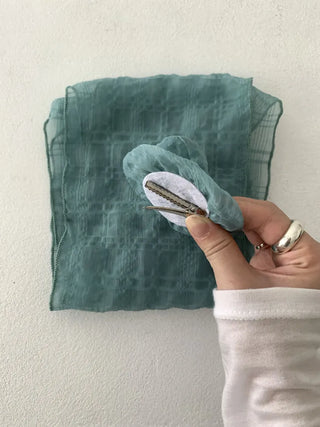 Rose Drape Check See-through Long Scarf