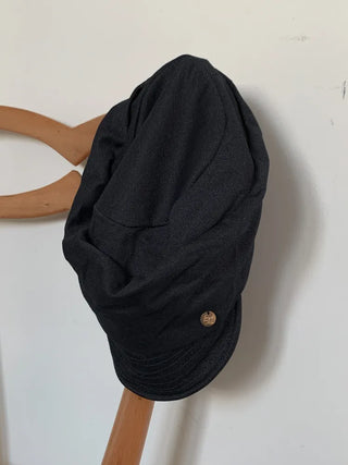 Denny Cas Metal Pendant Newsboy Cap