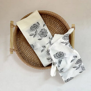 Vintage Rose Flower Pattern Knee Socks