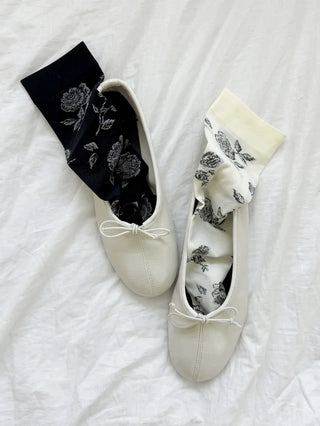 Vintage Rose Flower Pattern Knee Socks