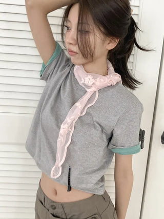 Soy Flower Embroidered See-through Color Triangle Scarf