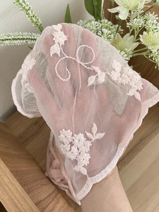 Soy Flower Embroidered See-through Color Triangle Scarf