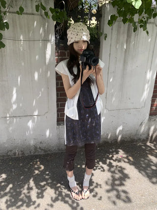 Loewe Flower Small Floral Embroidery Punched Loose Beanie Hat