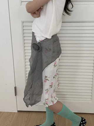 Lia Rose Brooch See-through Wrinkle Long Scarf